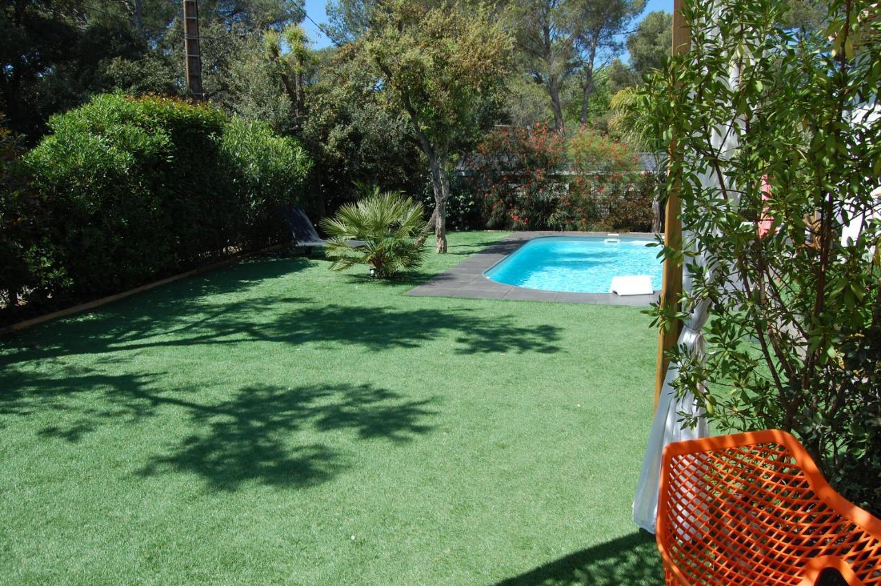 Bed & Breakfast Le Clos Des Barelles *